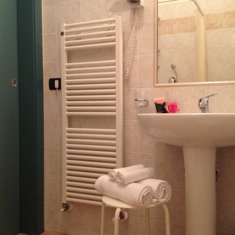 Imagen de la habitación del Hotel Villa Aniana. Foto 8