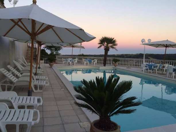 Imagen de la piscina del Hotel Villa Aniana. Foto 18