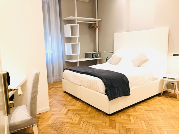 Imagen de la habitación del Hotel Villa Anita. Foto 16