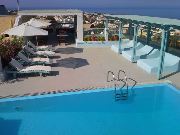 Imagen de la piscina del Hotel Villa Anneta. Foto 15