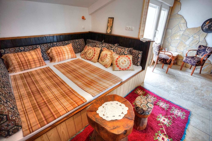 Imagen de la habitación del Hotel Villa Anri. Foto 4