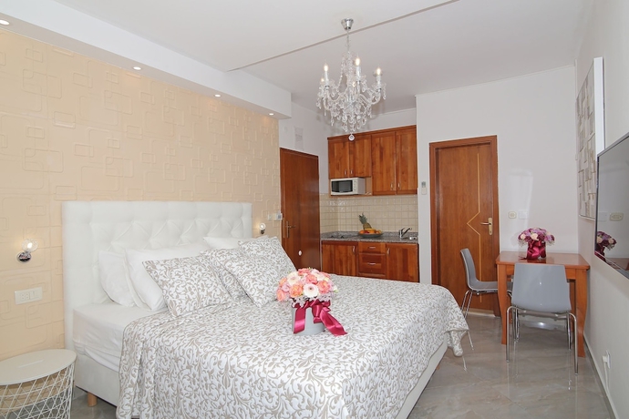 Imagen de la habitación del Hotel Villa Antea Apartments. Foto 10