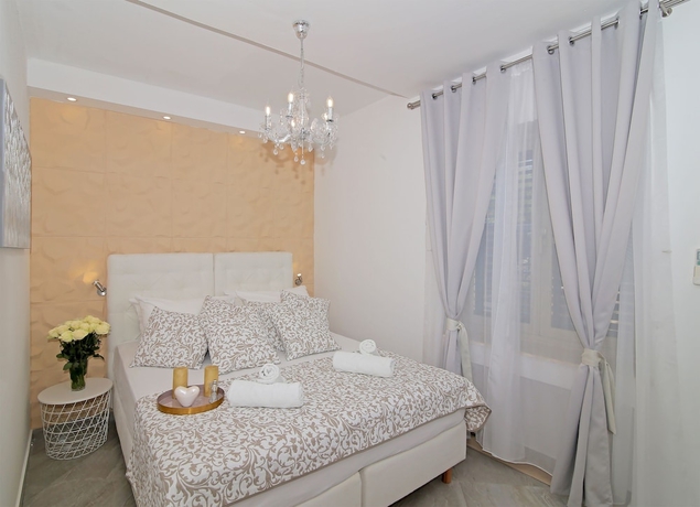 Imagen de la habitación del Hotel Villa Antea Apartments. Foto 17