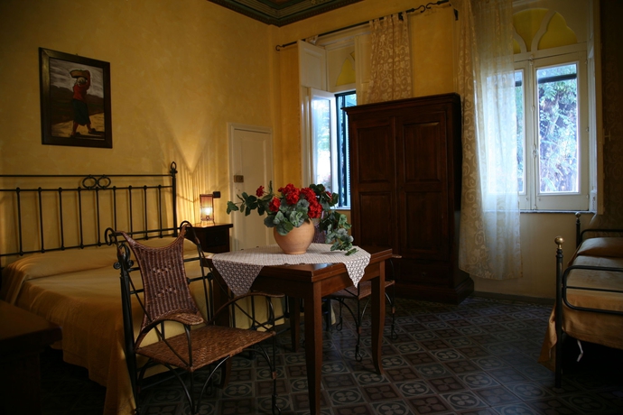 Imagen de la habitación del Hotel Villa Antica. Foto 3