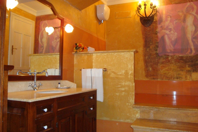 Imagen de la habitación del Hotel Villa Antica. Foto 7