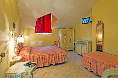 Imagen de la habitación del Hotel Villa Antica, Quadrivio. Foto 4