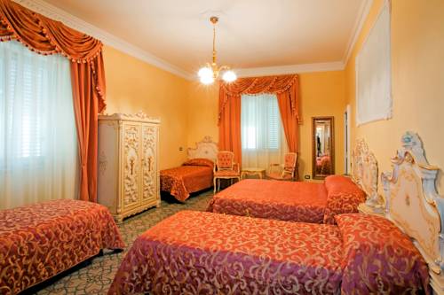 Imagen de la habitación del Hotel Villa Antica, Quadrivio. Foto 11