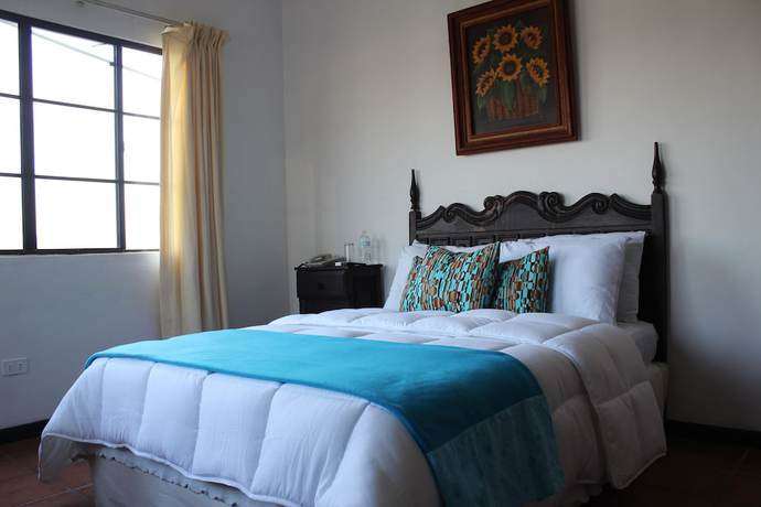 Imagen de la habitación del Hotel Villa Antigua, San Salvador. Foto 18