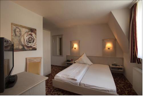 Imagen de la habitación del Hotel Villa Antonia. Foto 16