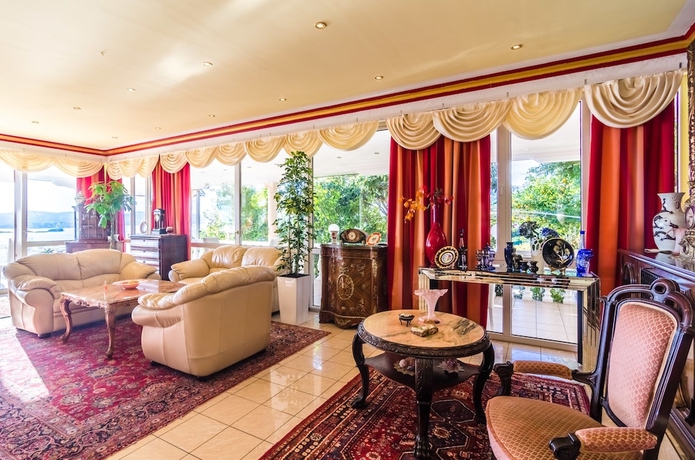 Imagen del bar/restaurante del Hotel Villa Antonio. Foto 3