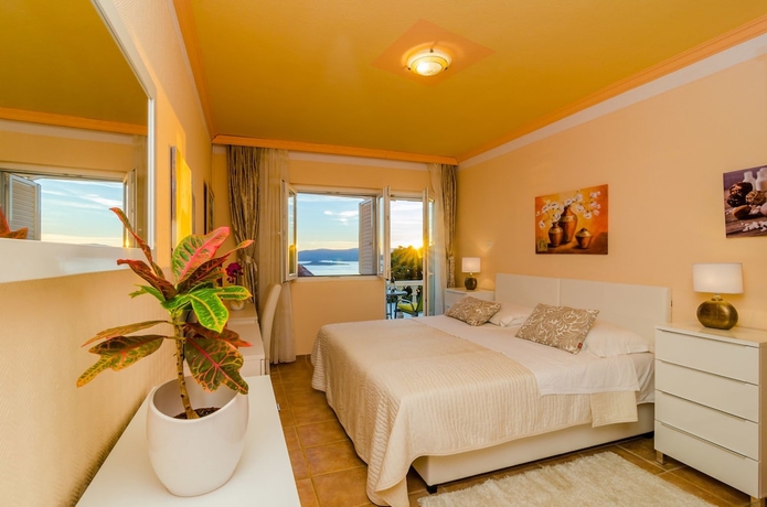 Imagen de la habitación del Hotel Villa Antonio, Orebic. Foto 7