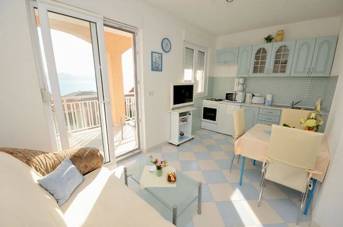 Imagen de la habitación del Hotel Villa Antonio, Seget Donji. Foto 16