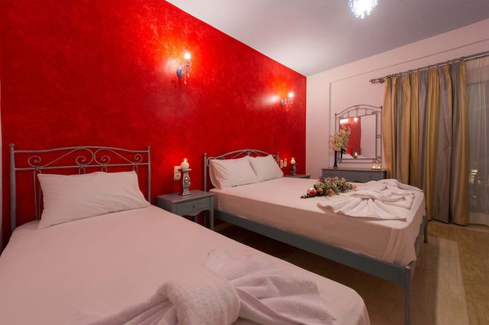 Imagen de la habitación del Hotel Villa Antonis, Maras. Foto 12