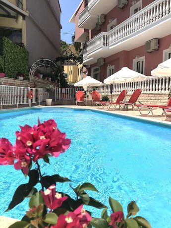 Imagen general del Hotel Villa Antonis, Maras. Foto 1