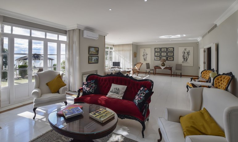 Imagen de los interiores del Hotel Villa Antumalal. Foto 19