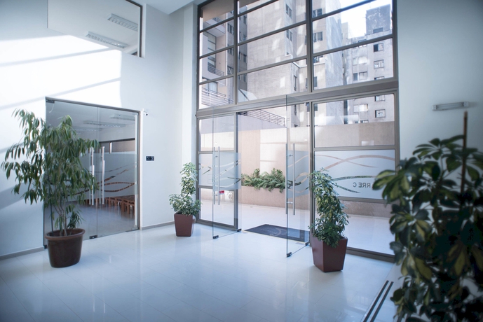 Imagen de los interiores del Hotel Villa Apartments Santiago. Foto 11