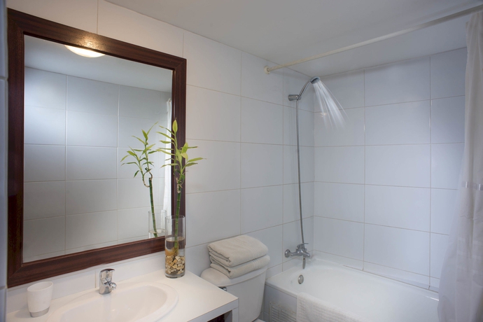 Imagen de la habitación del Hotel Villa Apartments Santiago. Foto 9