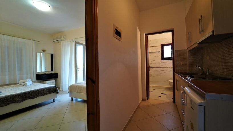 Imagen de la habitación del Hotel Villa Apollo Parga. Foto 12