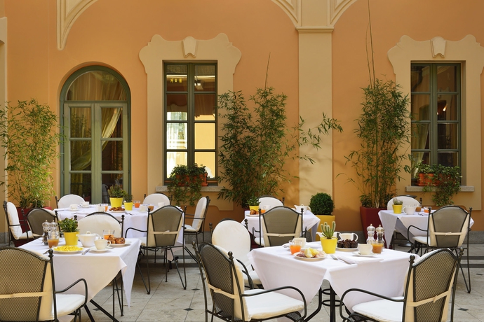 Imagen del bar/restaurante del Hotel Villa Appiani Hotel. Foto 2