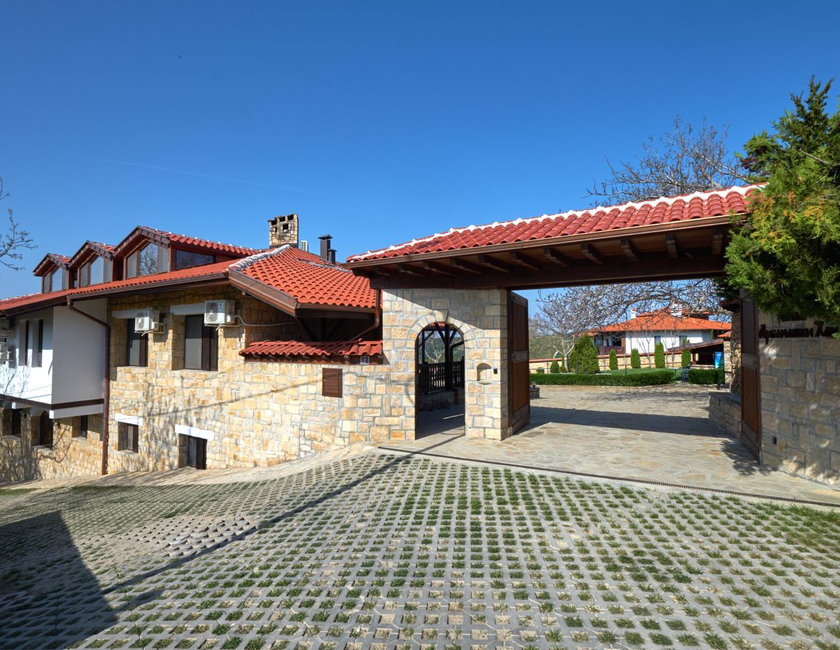 Imagen general del Hotel Villa Arbanashki Han. Foto 18