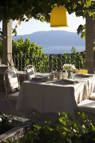 Imagen general del Hotel Villa Arcadio and Resort. Foto 12