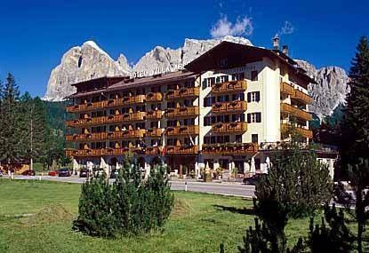 Imagen general del Hotel Villa Argentina, Cortina d'Ampezzo . Foto 11