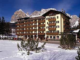 Imagen general del Hotel Villa Argentina, Cortina d'Ampezzo . Foto 12