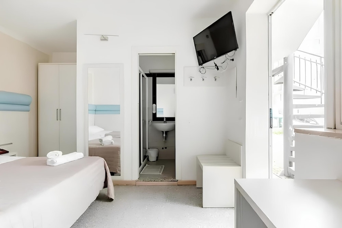 Imagen de la habitación del Hotel Villa Argia. Foto 6