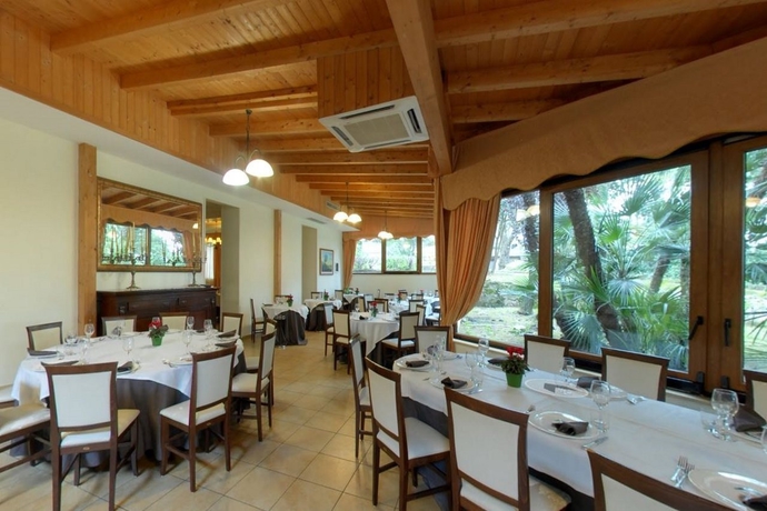 Imagen general del Hotel Villa Ariccia. Foto 7