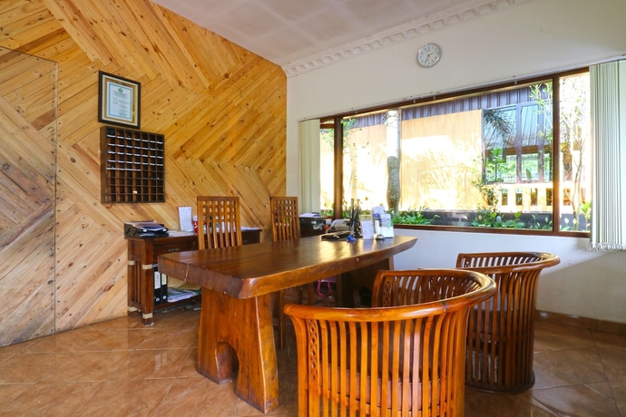 Imagen de los interiores del Hotel Villa Aries Biru. Foto 18