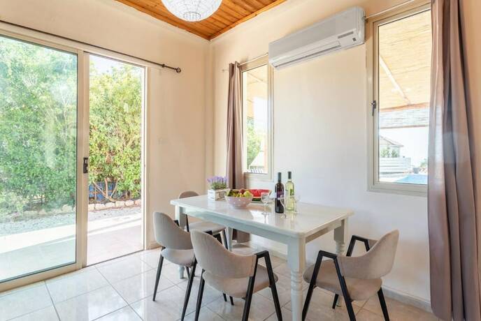 Imagen general del Hotel Villa Aristotle in Peyia. Foto 3