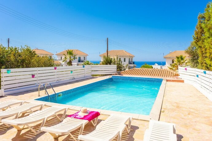 Imagen general del Hotel Villa Aristotle in Peyia. Foto 8