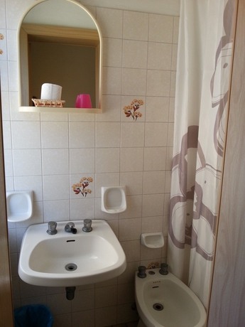 Imagen de la habitación del Hotel Villa Arlotti. Foto 6
