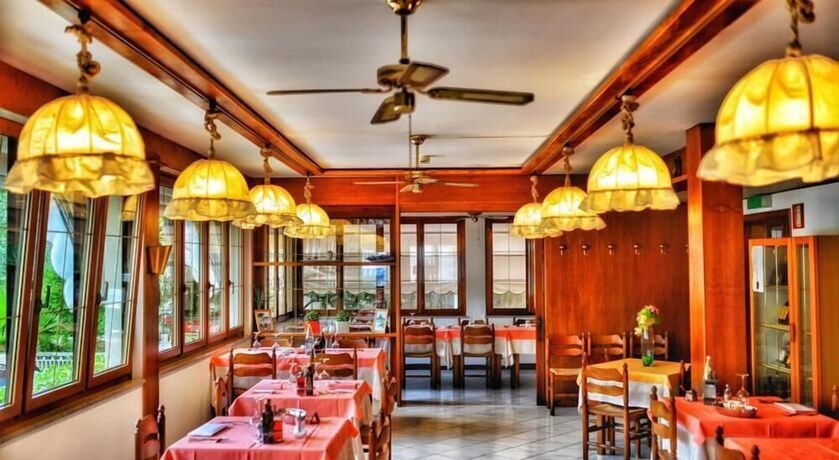 Imagen del bar/restaurante del Hotel Villa Augusta, Grado. Foto 2