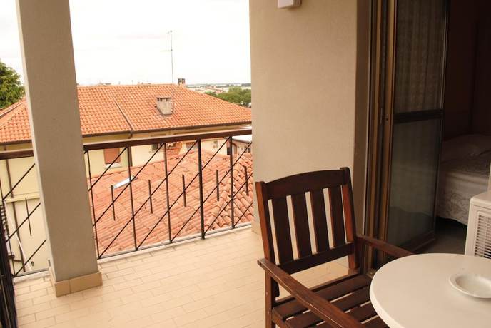Imagen de la habitación del Hotel Villa Augusta, Grado. Foto 12