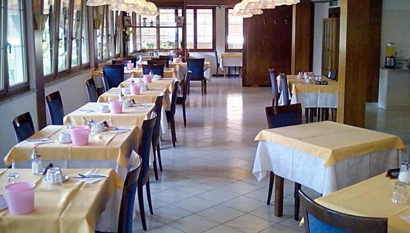 Imagen del bar/restaurante del Hotel Villa Augusta, Grado. Foto 4
