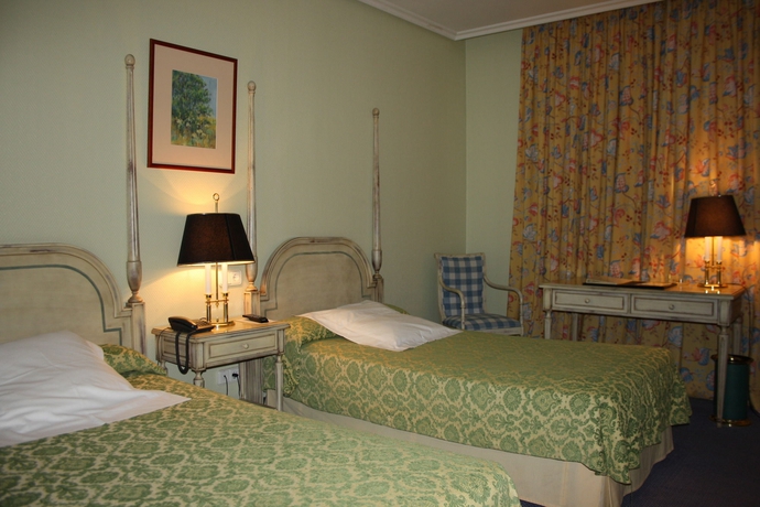 Imagen de la habitación del Hotel Villa Augusta Spa and Garden. Foto 4