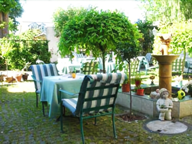 Imagen de los exteriores del Hotel Villa Auguste Viktoria. Foto 11