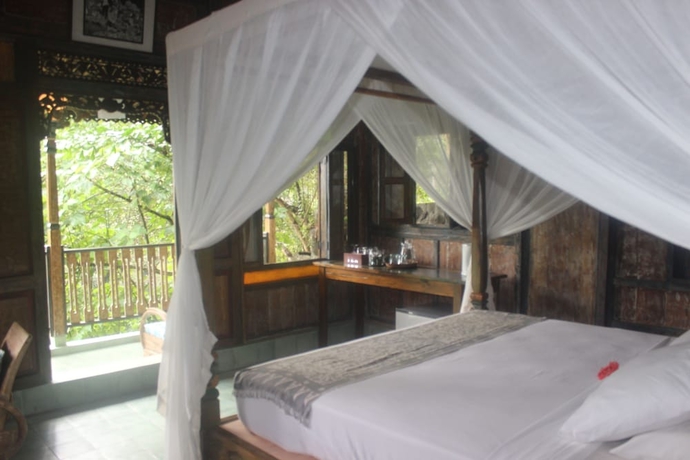 Imagen de la habitación del Hotel Villa Awang Awang. Foto 7