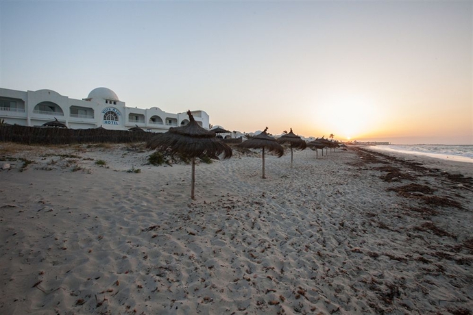 Imagen de los exteriores del Hotel Villa Azur Djerba. Foto 11
