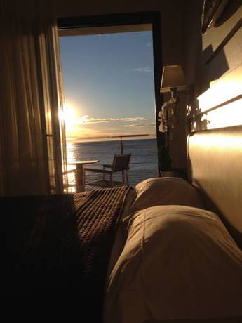 Imagen de la habitación del Hotel Villa Azur. Foto 8