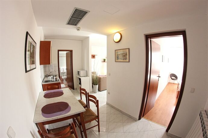 Imagen de la habitación del Hotel Villa Badi. Foto 19