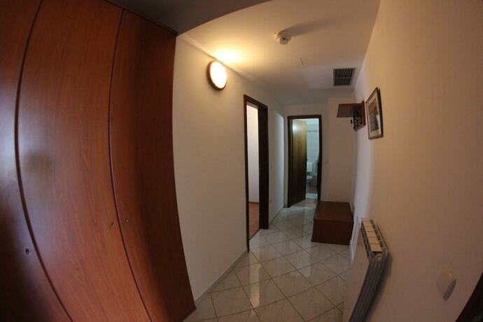 Imagen de la habitación del Hotel Villa Badi. Foto 20