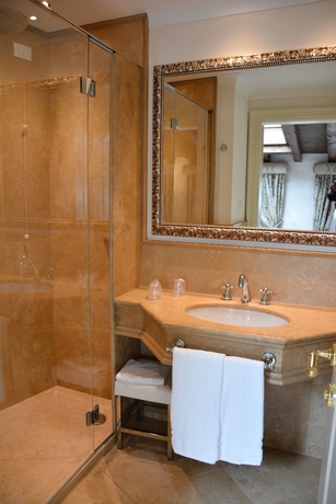 Imagen de la habitación del Hotel Villa Barbarich. Foto 8