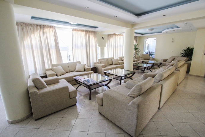 Imagen de los interiores del Hotel Villa Basil. Foto 19