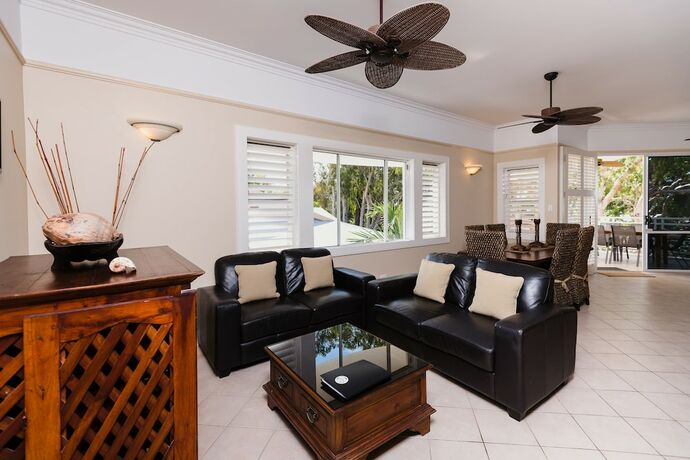 Imagen general del Hotel Villa Beach Palm Cove. Foto 9