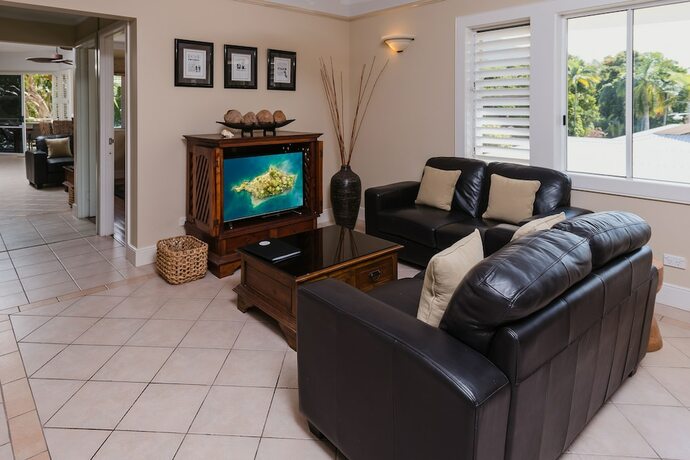 Imagen general del Hotel Villa Beach Palm Cove. Foto 10