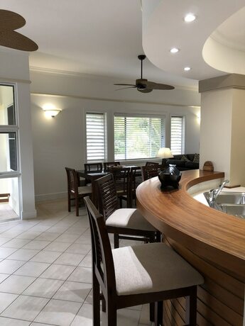 Imagen de la habitación del Hotel Villa Beach Palm Cove. Foto 26