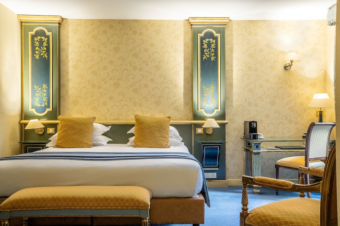 Imagen de la habitación del Hotel Villa Beaumarchais. Foto 13