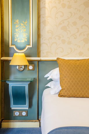 Imagen de la habitación del Hotel Villa Beaumarchais. Foto 17